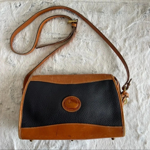 Dooney & Bourke Handbags - Vintage Dooney & Bourke All-Weather Leather Shoulder Bag Made in USA